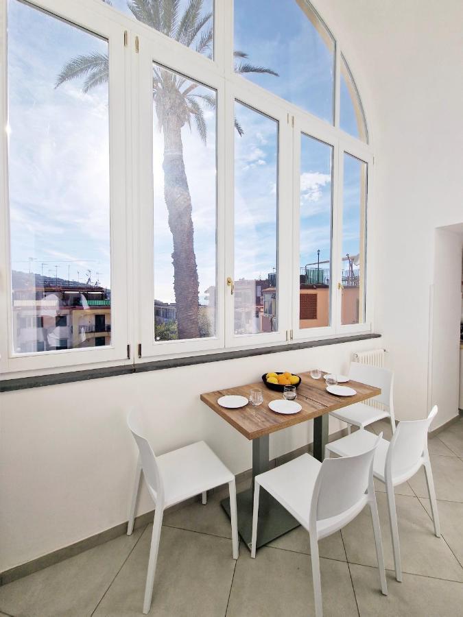 Ferienwohnung Savarese Luxury Palace Vico Equense Exterior foto