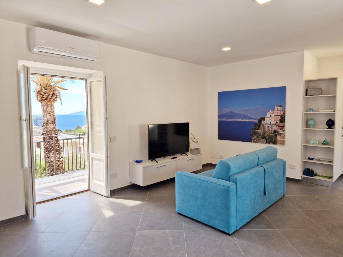 Ferienwohnung Savarese Luxury Palace Vico Equense Exterior foto