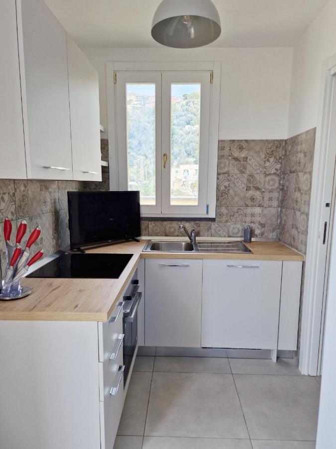 Ferienwohnung Savarese Luxury Palace Vico Equense Exterior foto