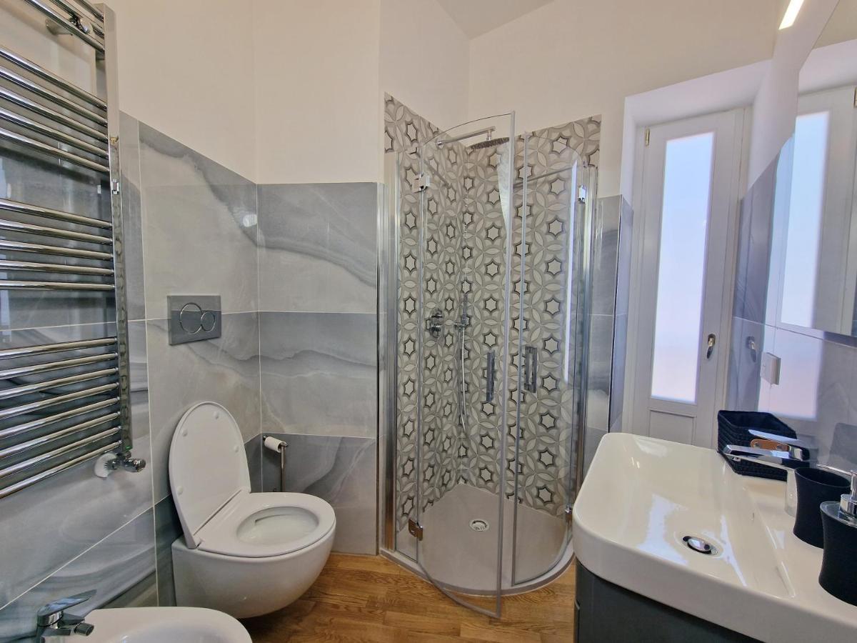 Ferienwohnung Savarese Luxury Palace Vico Equense Exterior foto