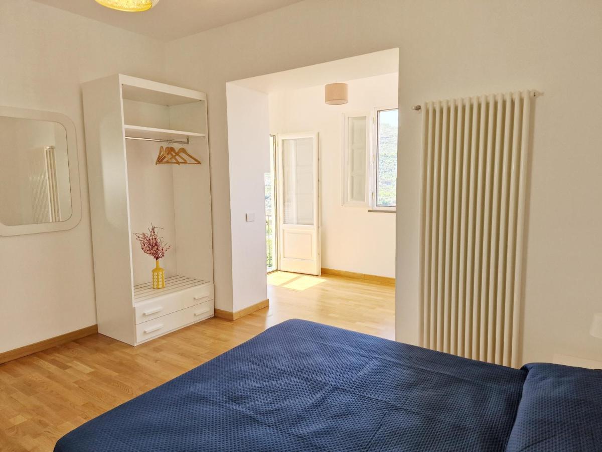 Ferienwohnung Savarese Luxury Palace Vico Equense Exterior foto