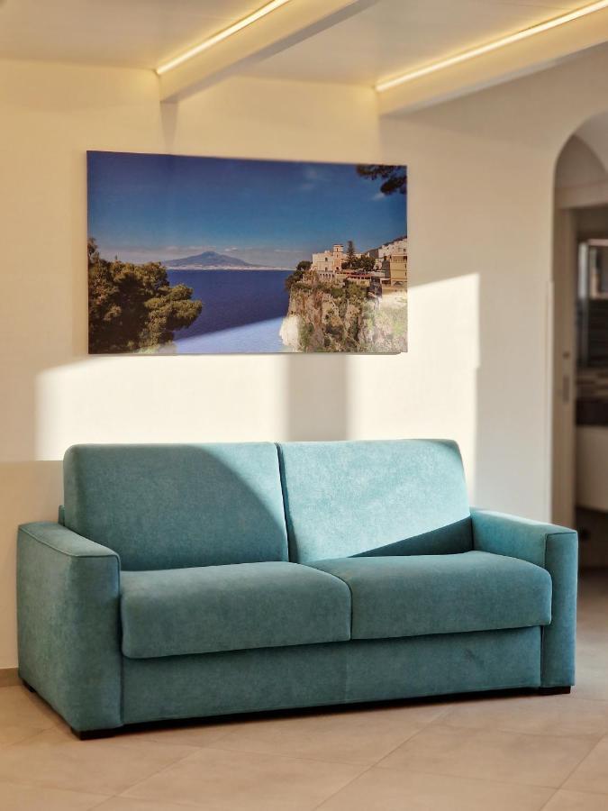 Ferienwohnung Savarese Luxury Palace Vico Equense Exterior foto