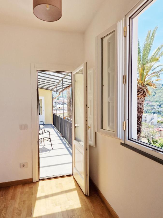 Ferienwohnung Savarese Luxury Palace Vico Equense Exterior foto